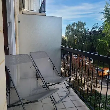 Charmant Appartement, Proche Commerces Et Acces Jo * Deuil-la-Barre